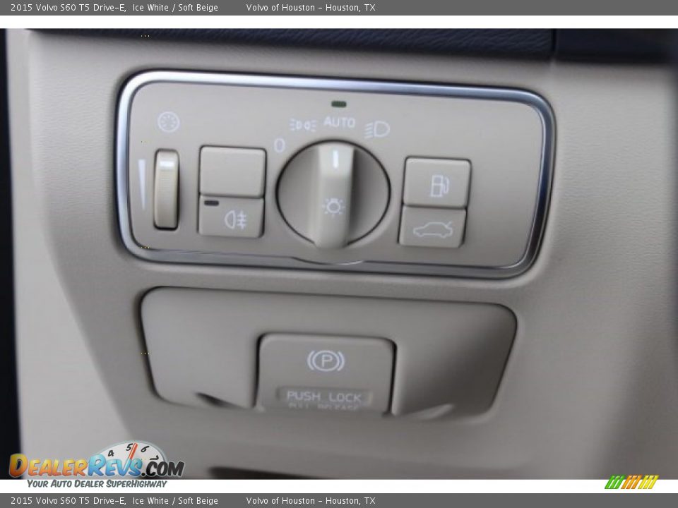 Controls of 2015 Volvo S60 T5 Drive-E Photo #22