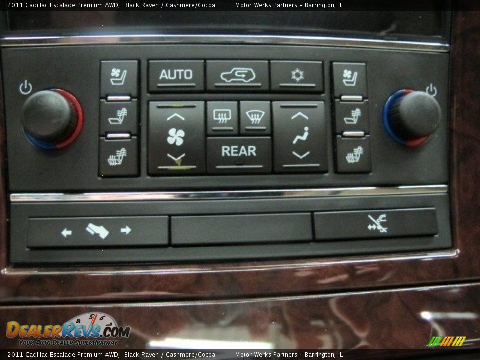 2011 Cadillac Escalade Premium AWD Black Raven / Cashmere/Cocoa Photo #32