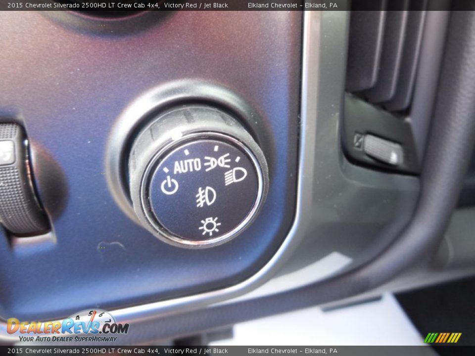 2015 Chevrolet Silverado 2500HD LT Crew Cab 4x4 Victory Red / Jet Black Photo #35