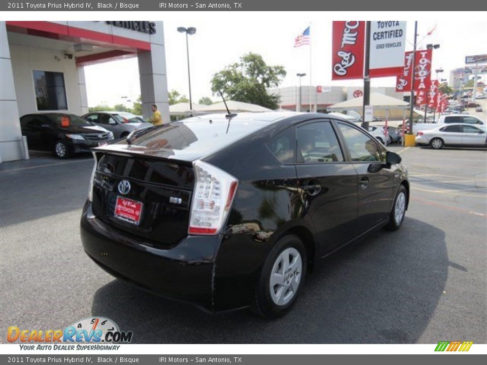 2011 Toyota Prius Hybrid IV Black / Bisque Photo #7