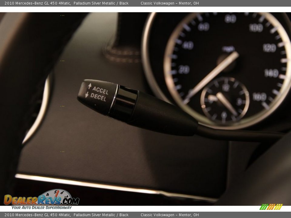 2010 Mercedes-Benz GL 450 4Matic Palladium Silver Metallic / Black Photo #10