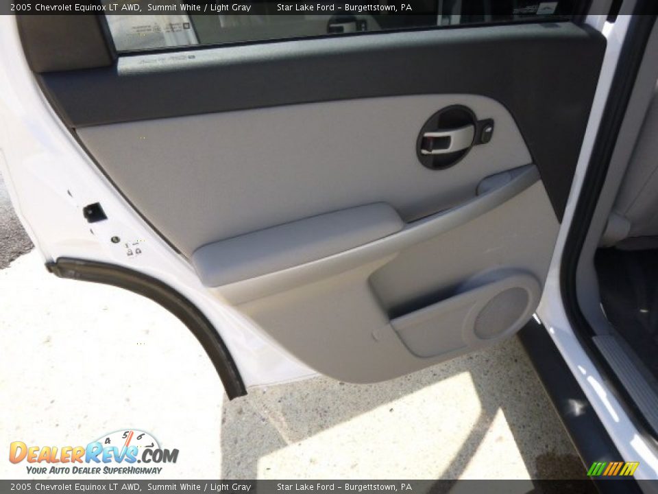 2005 Chevrolet Equinox LT AWD Summit White / Light Gray Photo #12