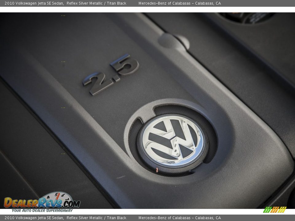 2010 Volkswagen Jetta SE Sedan Reflex Silver Metallic / Titan Black Photo #25