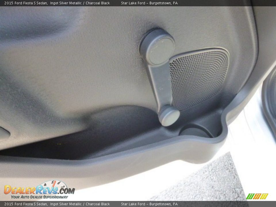 2015 Ford Fiesta S Sedan Ingot Silver Metallic / Charcoal Black Photo #14