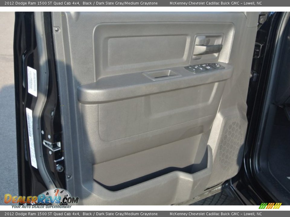 2012 Dodge Ram 1500 ST Quad Cab 4x4 Black / Dark Slate Gray/Medium Graystone Photo #10