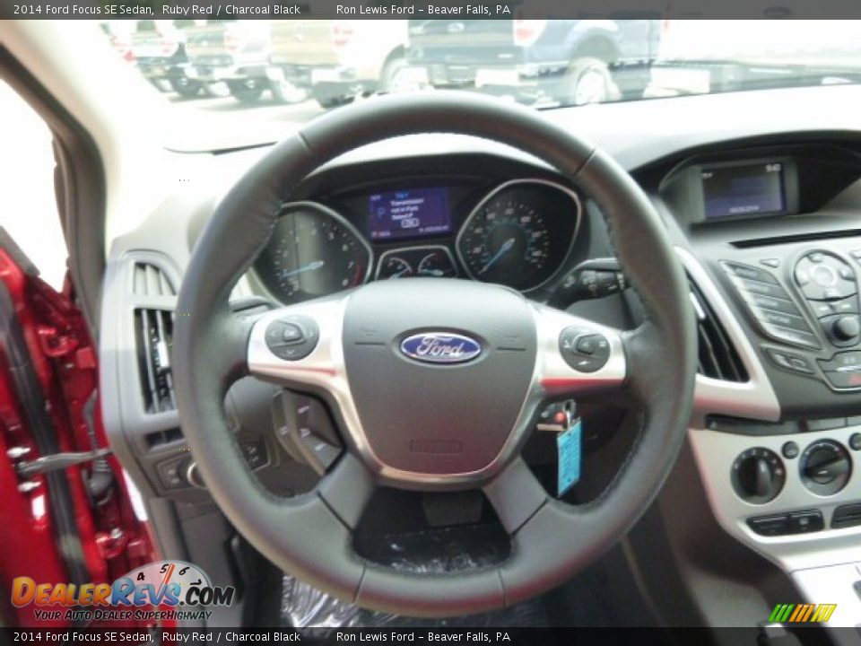 2014 Ford Focus SE Sedan Ruby Red / Charcoal Black Photo #19