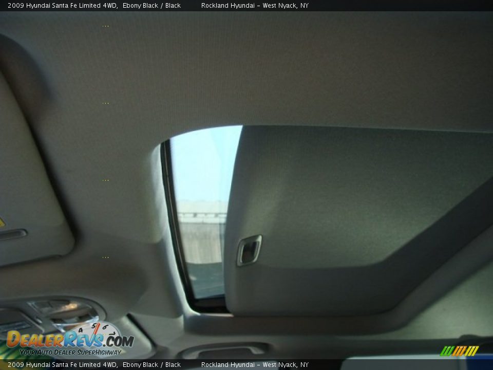 2009 Hyundai Santa Fe Limited 4WD Ebony Black / Black Photo #11