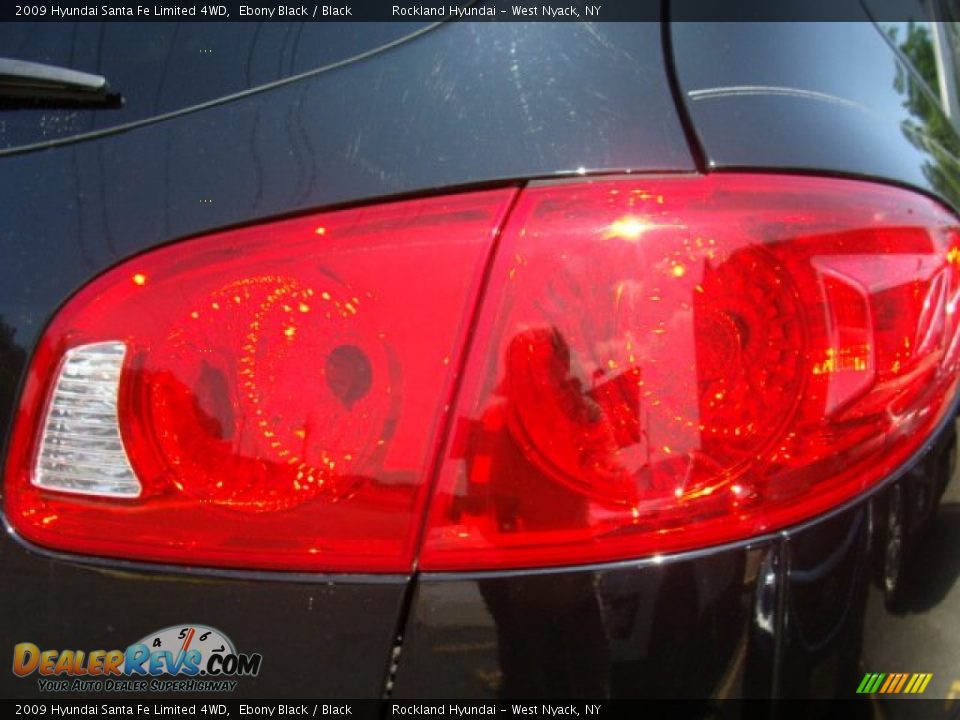 2009 Hyundai Santa Fe Limited 4WD Ebony Black / Black Photo #22