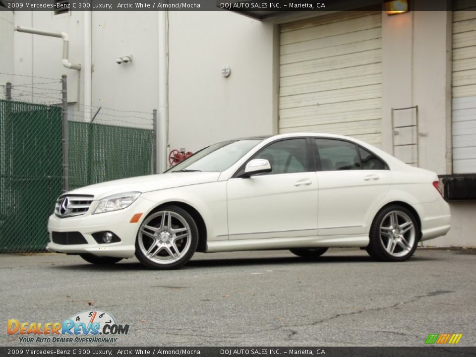 2009 Mercedes-Benz C 300 Luxury Arctic White / Almond/Mocha Photo #14