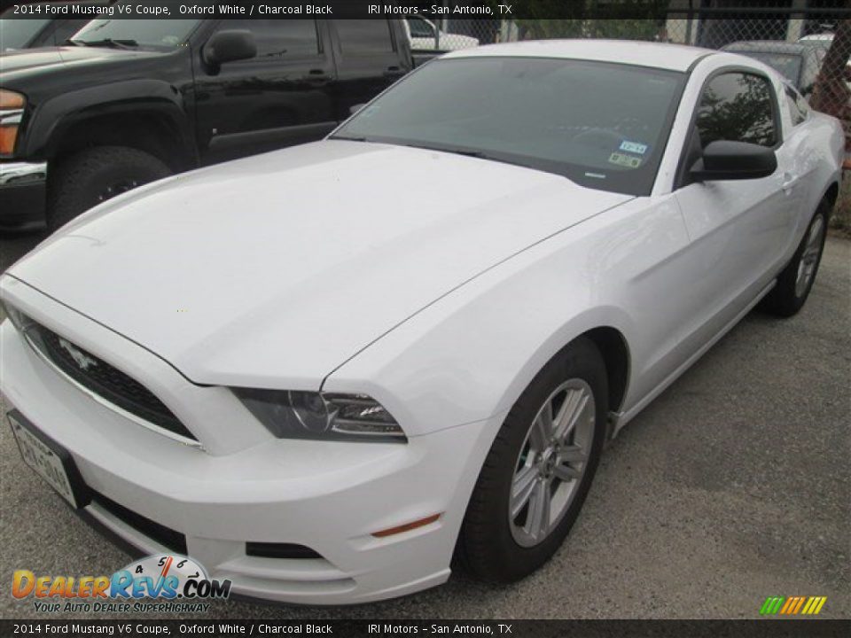 2014 Ford Mustang V6 Coupe Oxford White / Charcoal Black Photo #3