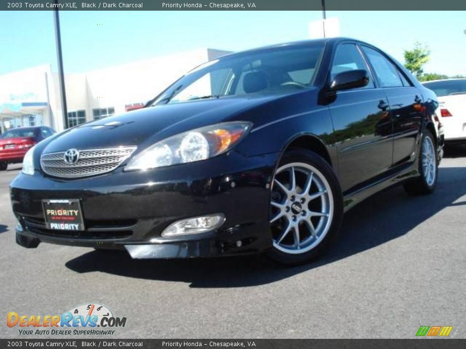 2003 Toyota Camry XLE Black / Dark Charcoal Photo #1