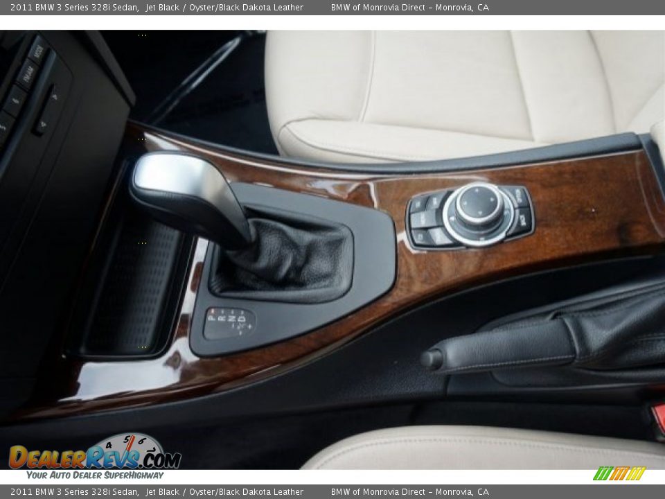 2011 BMW 3 Series 328i Sedan Jet Black / Oyster/Black Dakota Leather Photo #10