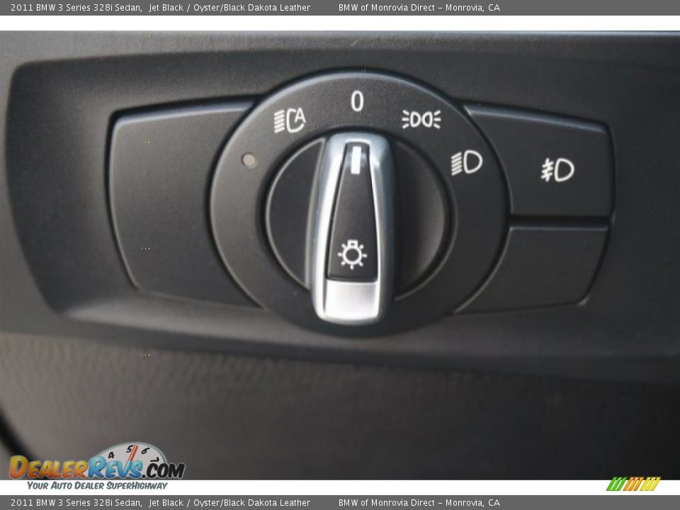 2011 BMW 3 Series 328i Sedan Jet Black / Oyster/Black Dakota Leather Photo #23