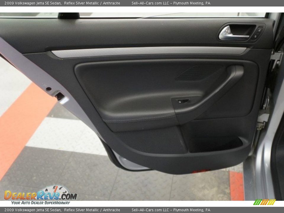2009 Volkswagen Jetta SE Sedan Reflex Silver Metallic / Anthracite Photo #23