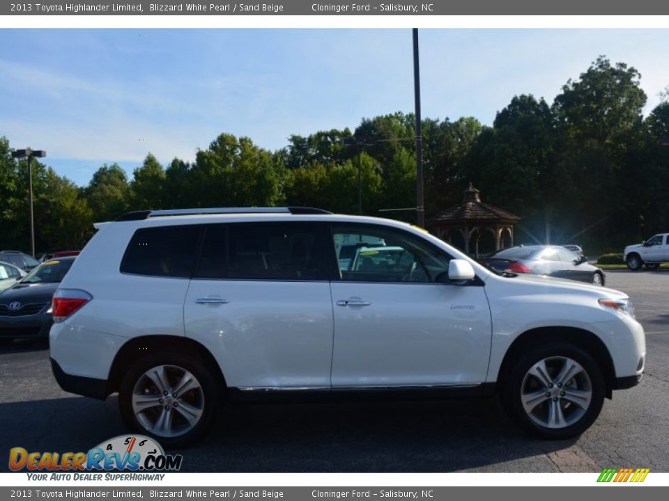 2013 Toyota Highlander Limited Blizzard White Pearl / Sand Beige Photo #2