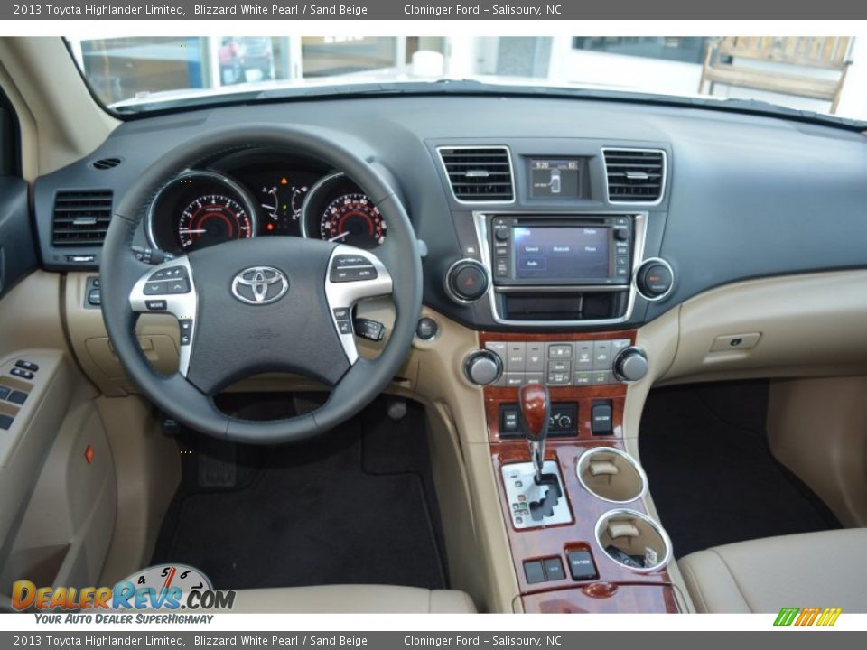 2013 Toyota Highlander Limited Blizzard White Pearl / Sand Beige Photo #20