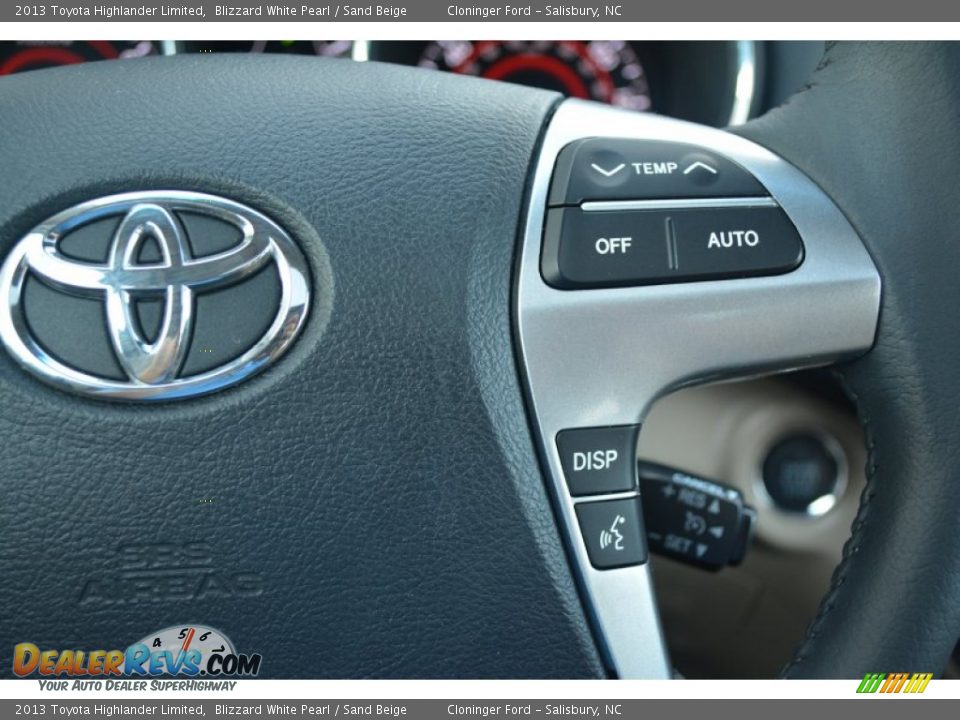 2013 Toyota Highlander Limited Blizzard White Pearl / Sand Beige Photo #29