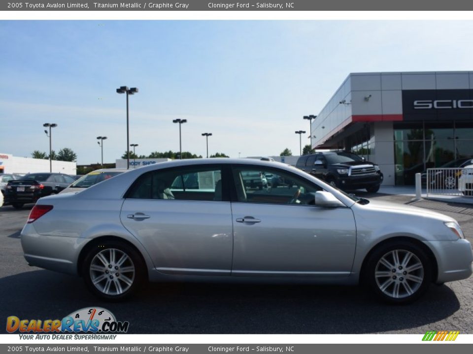 2005 Toyota Avalon Limited Titanium Metallic / Graphite Gray Photo #2