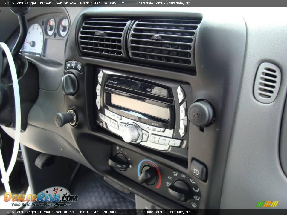 2006 Ford Ranger Tremor SuperCab 4x4 Black / Medium Dark Flint Photo #20