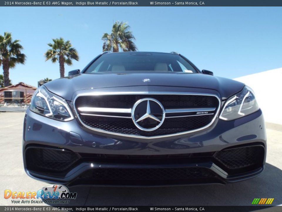 2014 Mercedes-Benz E 63 AMG Wagon Indigo Blue Metallic / Porcelain/Black Photo #2