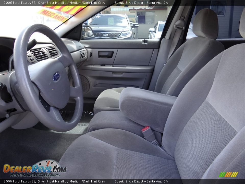 2006 Ford Taurus SE Silver Frost Metallic / Medium/Dark Flint Grey Photo #14