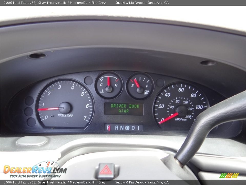 2006 Ford Taurus SE Silver Frost Metallic / Medium/Dark Flint Grey Photo #21