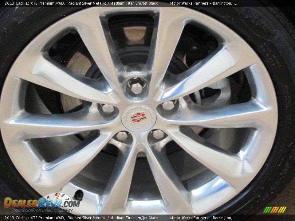 2013 Cadillac XTS Premium AWD Radiant Silver Metallic / Medium Titanium/Jet Black Photo #7