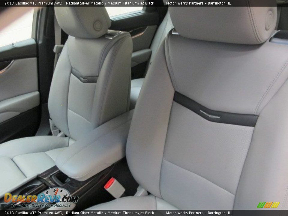 2013 Cadillac XTS Premium AWD Radiant Silver Metallic / Medium Titanium/Jet Black Photo #12