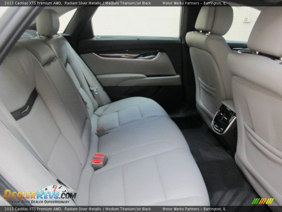 2013 Cadillac XTS Premium AWD Radiant Silver Metallic / Medium Titanium/Jet Black Photo #15