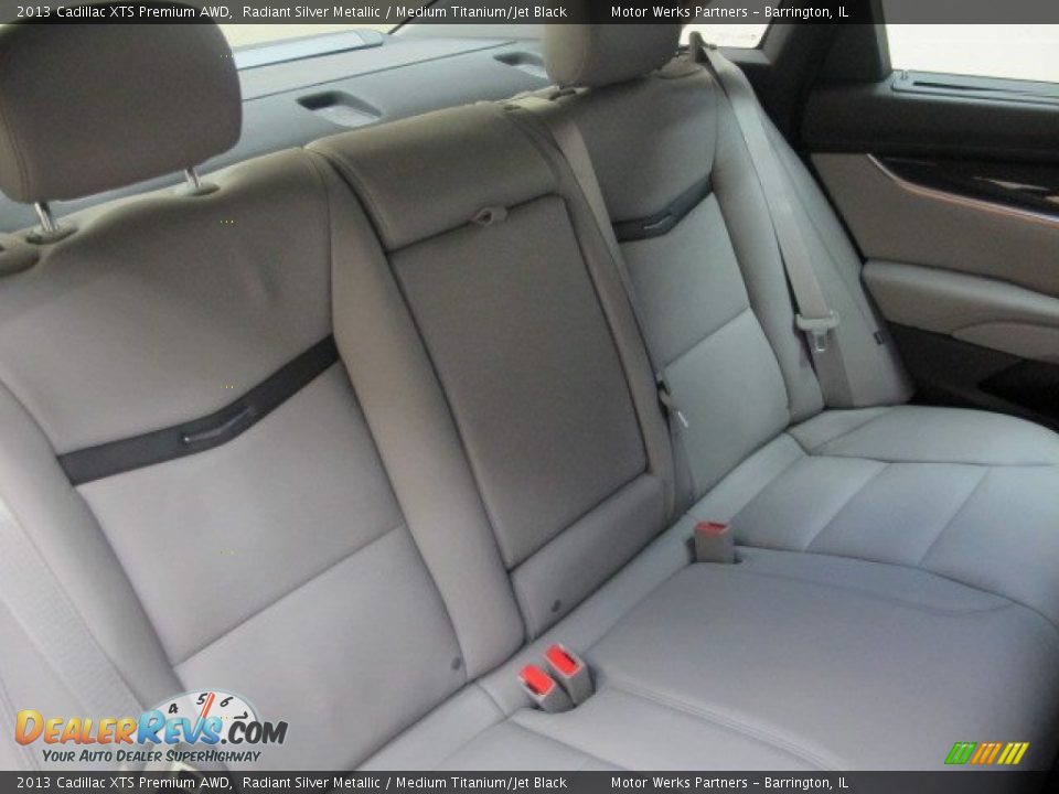 2013 Cadillac XTS Premium AWD Radiant Silver Metallic / Medium Titanium/Jet Black Photo #16