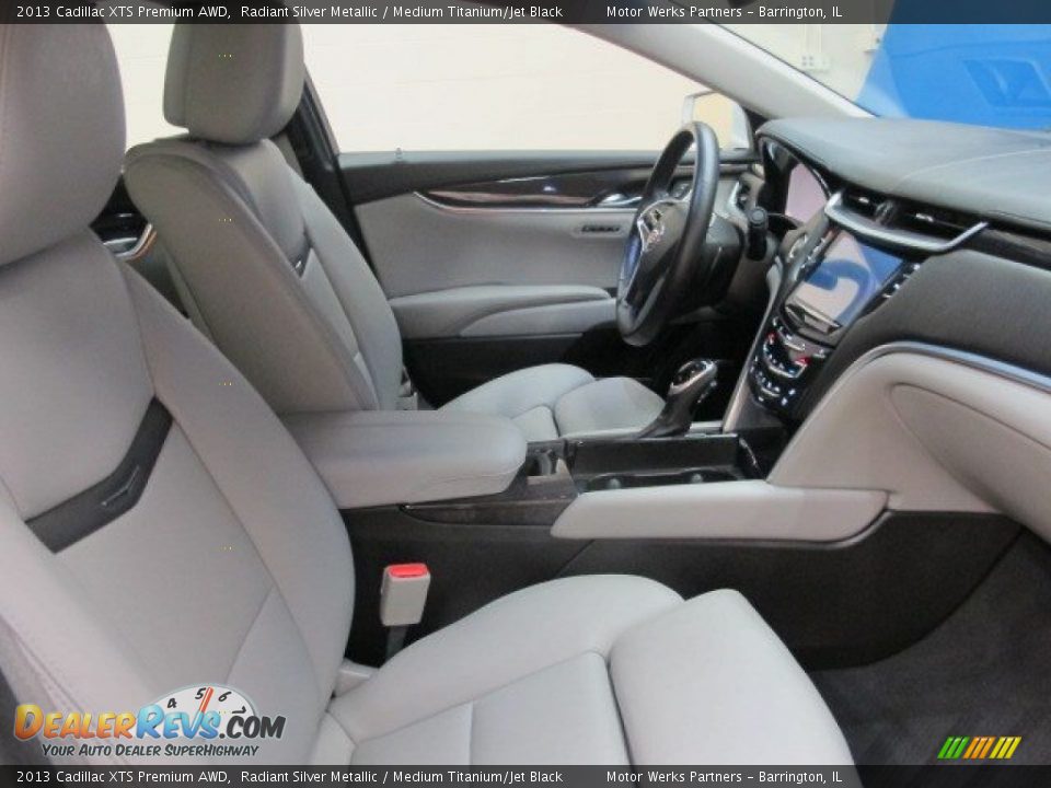 2013 Cadillac XTS Premium AWD Radiant Silver Metallic / Medium Titanium/Jet Black Photo #17