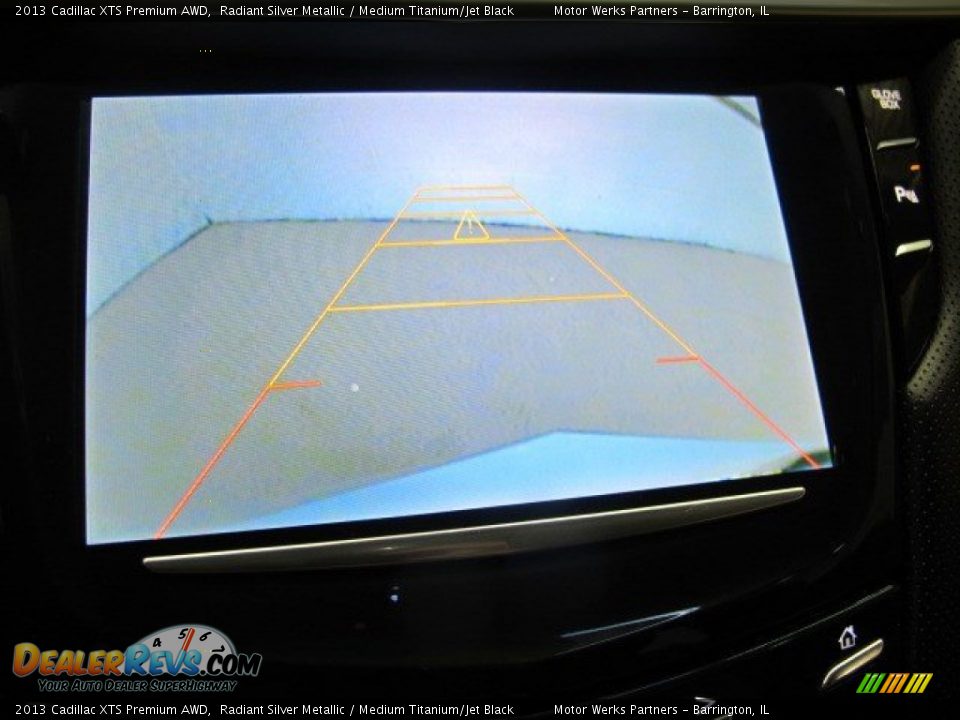 2013 Cadillac XTS Premium AWD Radiant Silver Metallic / Medium Titanium/Jet Black Photo #29