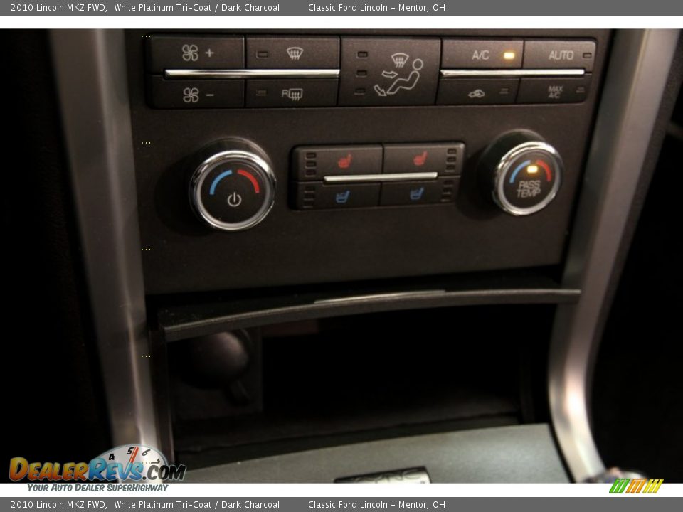 2010 Lincoln MKZ FWD White Platinum Tri-Coat / Dark Charcoal Photo #10