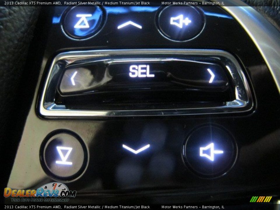 2013 Cadillac XTS Premium AWD Radiant Silver Metallic / Medium Titanium/Jet Black Photo #33