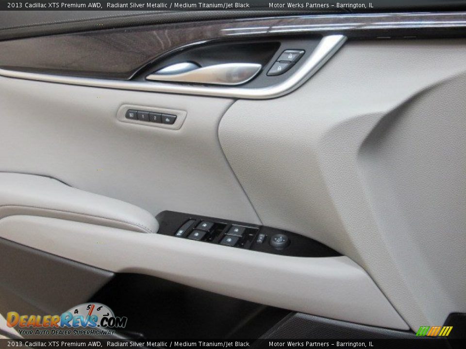 2013 Cadillac XTS Premium AWD Radiant Silver Metallic / Medium Titanium/Jet Black Photo #34