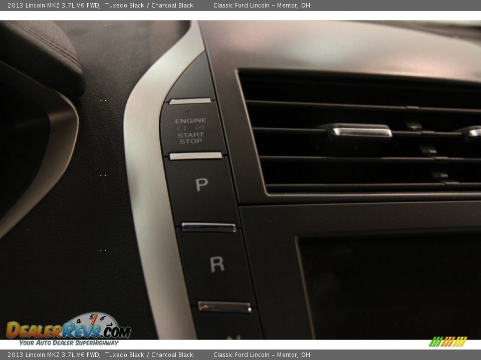 2013 Lincoln MKZ 3.7L V6 FWD Tuxedo Black / Charcoal Black Photo #8