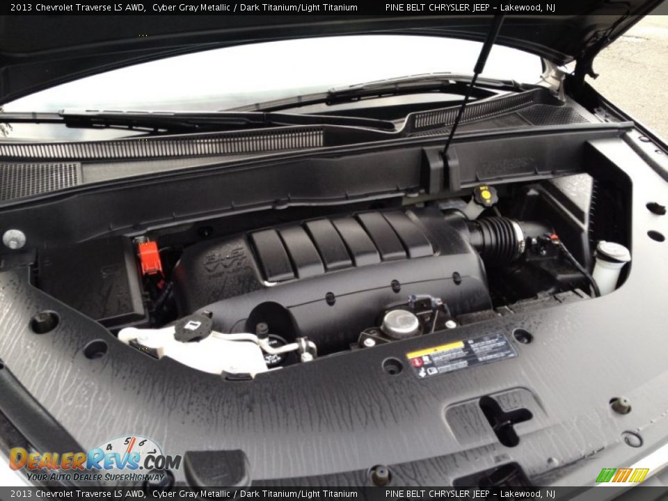 2013 Chevrolet Traverse LS AWD Cyber Gray Metallic / Dark Titanium/Light Titanium Photo #24