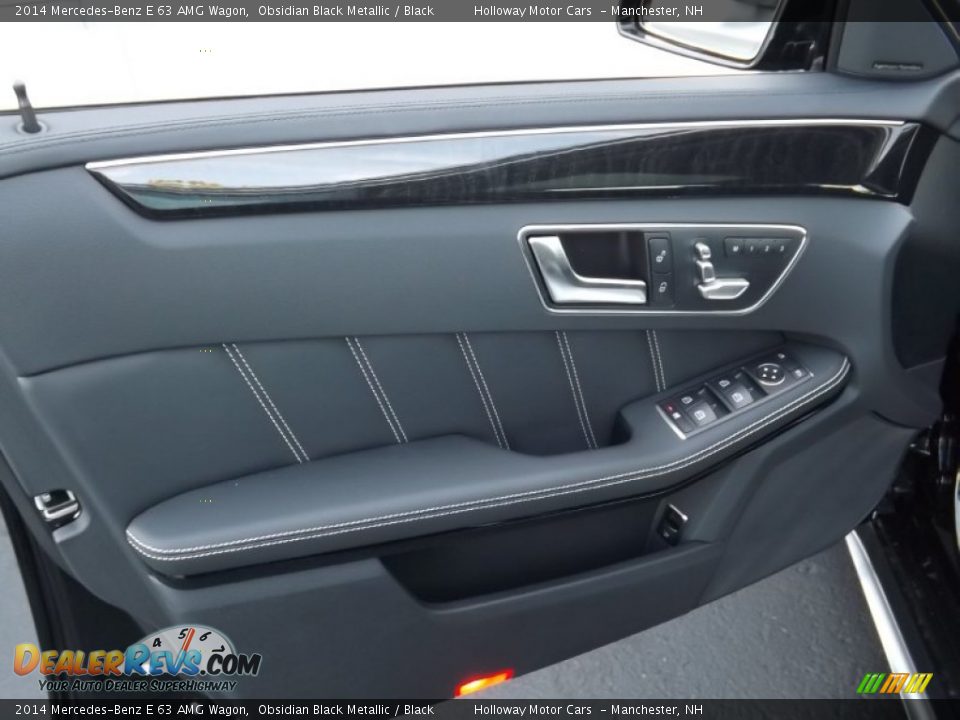 Door Panel of 2014 Mercedes-Benz E 63 AMG Wagon Photo #25