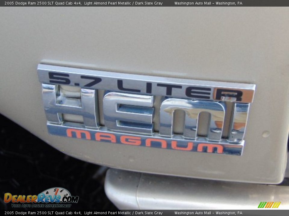 2005 Dodge Ram 2500 SLT Quad Cab 4x4 Light Almond Pearl Metallic / Dark Slate Gray Photo #3