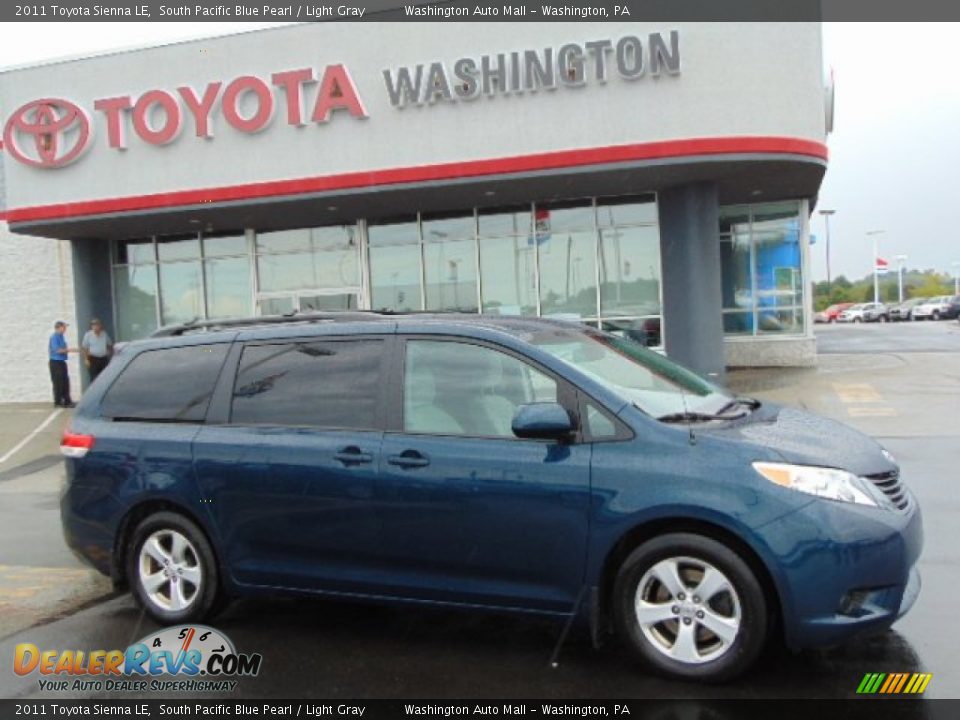 2011 Toyota Sienna LE South Pacific Blue Pearl / Light Gray Photo #2