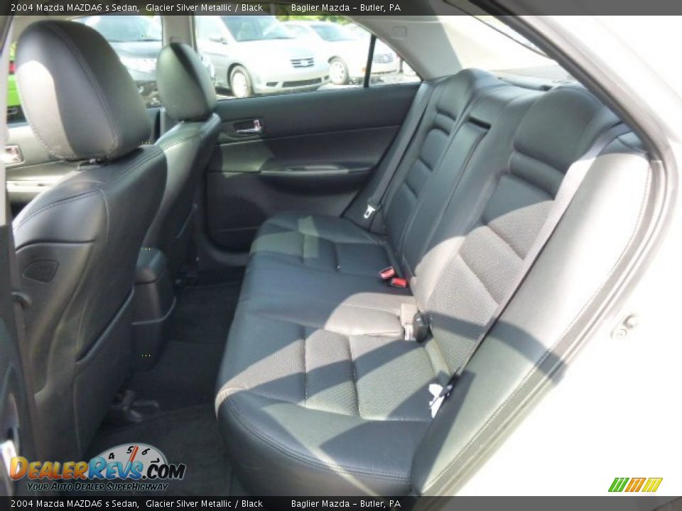 2004 Mazda MAZDA6 s Sedan Glacier Silver Metallic / Black Photo #9