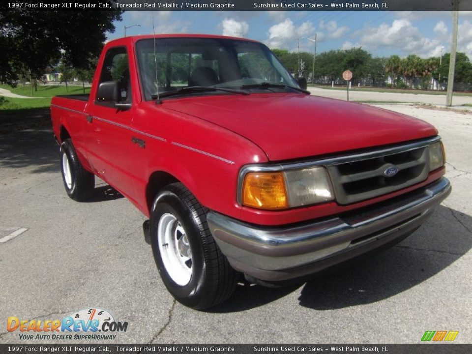 Front 3/4 View of 1997 Ford Ranger XLT Regular Cab Photo #6
