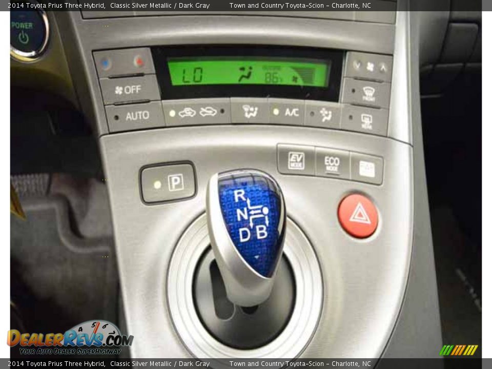 2014 Toyota Prius Three Hybrid Classic Silver Metallic / Dark Gray Photo #19