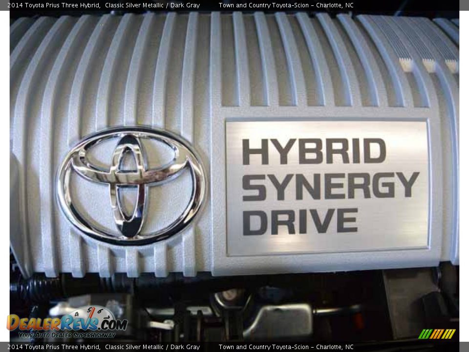 2014 Toyota Prius Three Hybrid Classic Silver Metallic / Dark Gray Photo #36