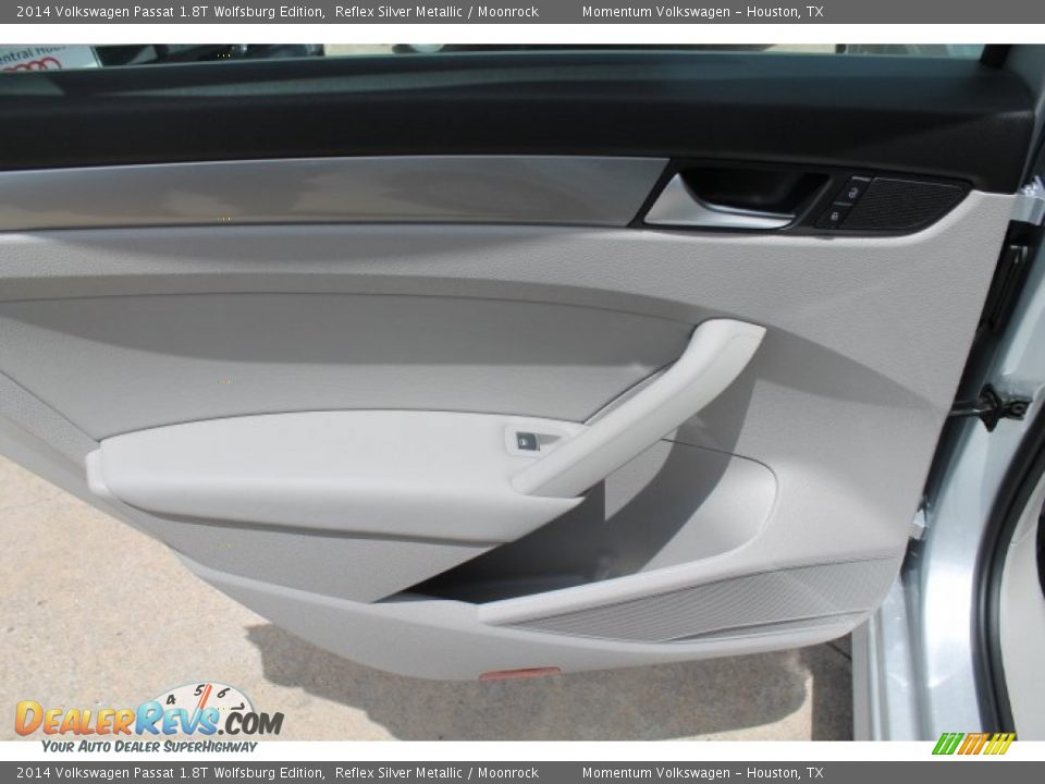 2014 Volkswagen Passat 1.8T Wolfsburg Edition Reflex Silver Metallic / Moonrock Photo #19