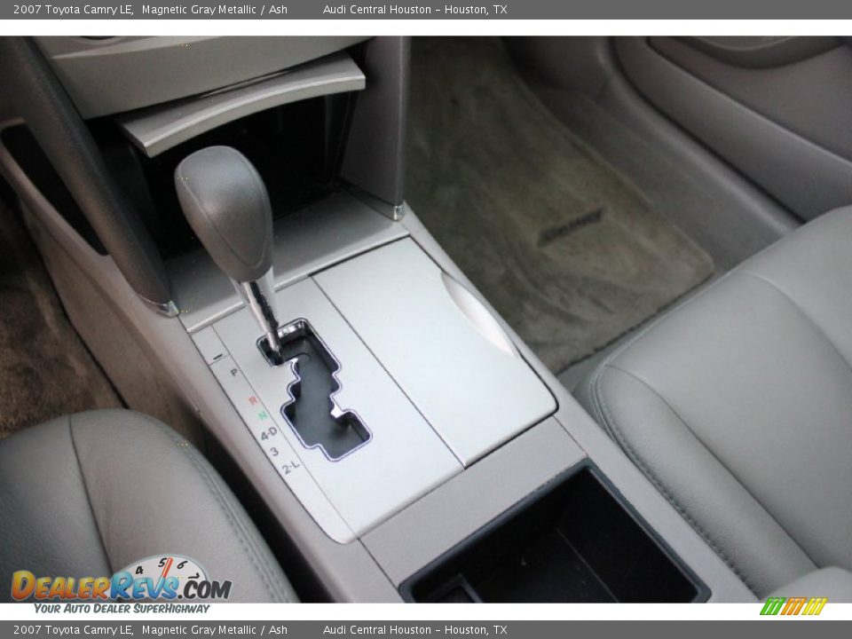 2007 Toyota Camry LE Magnetic Gray Metallic / Ash Photo #15