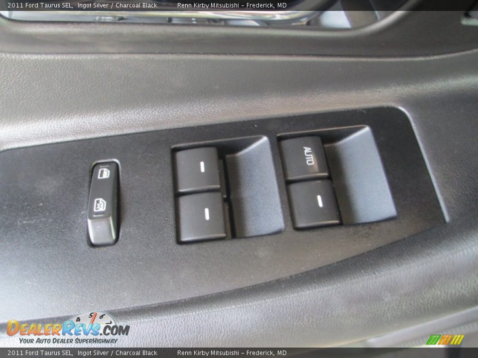 2011 Ford Taurus SEL Ingot Silver / Charcoal Black Photo #13
