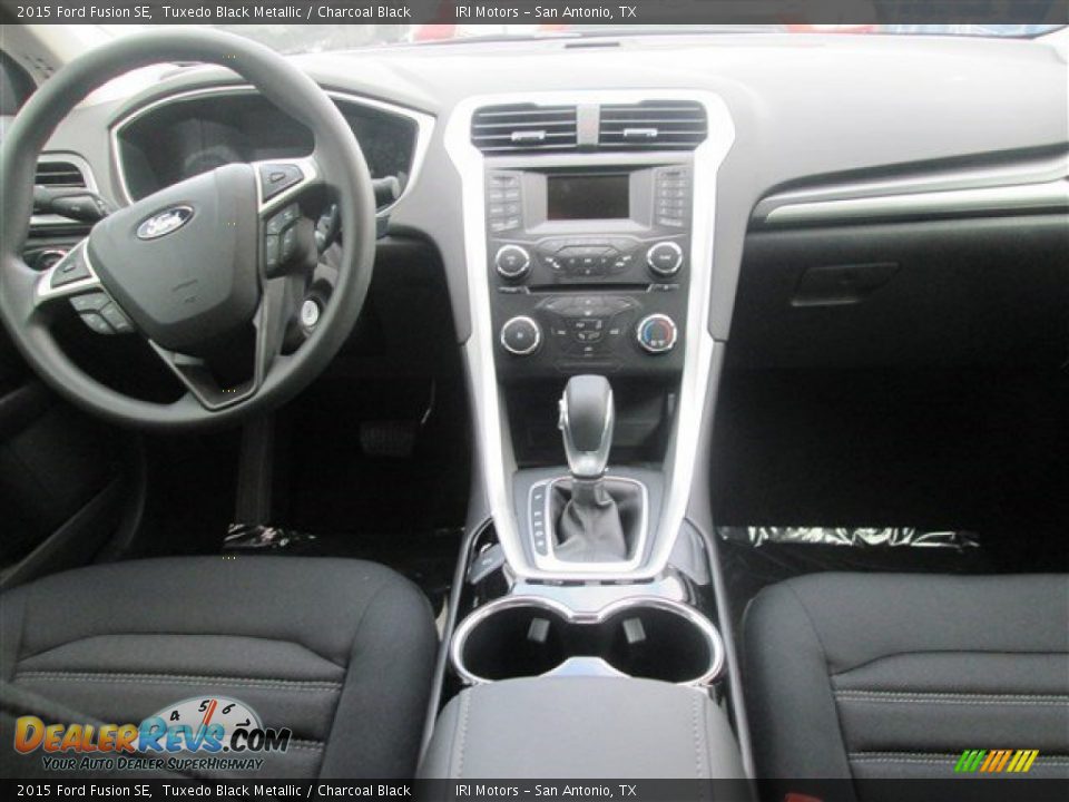 2015 Ford Fusion SE Tuxedo Black Metallic / Charcoal Black Photo #19