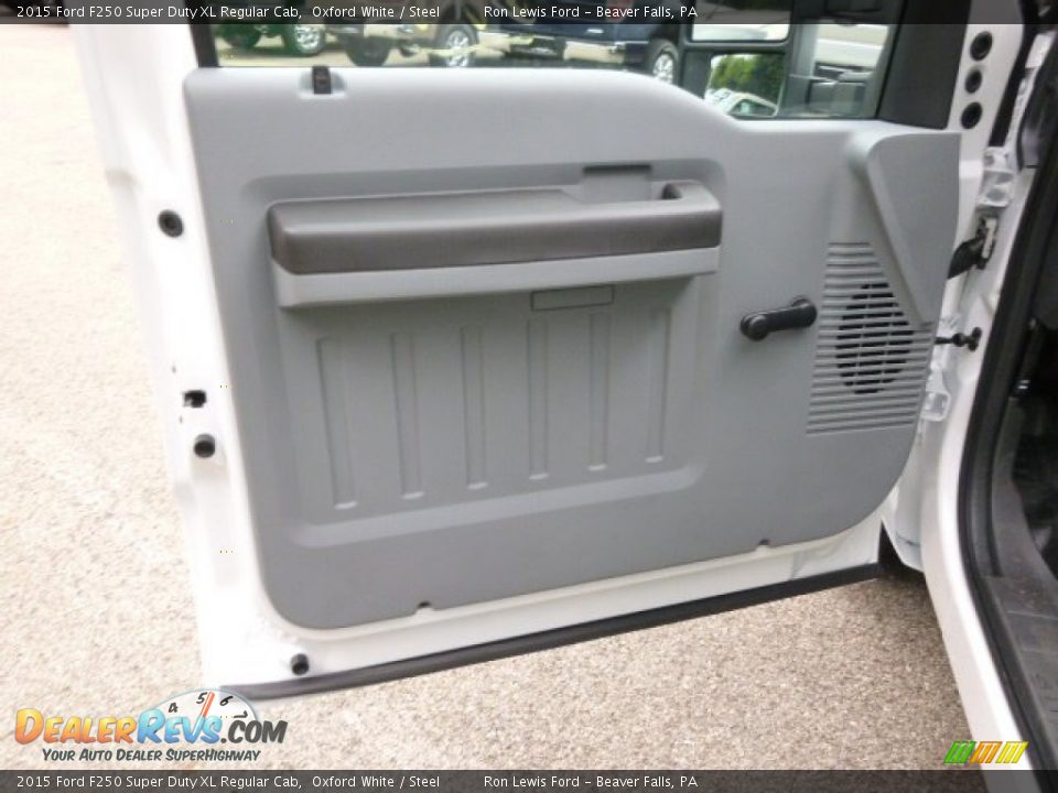 2015 Ford F250 Super Duty XL Regular Cab Oxford White / Steel Photo #12
