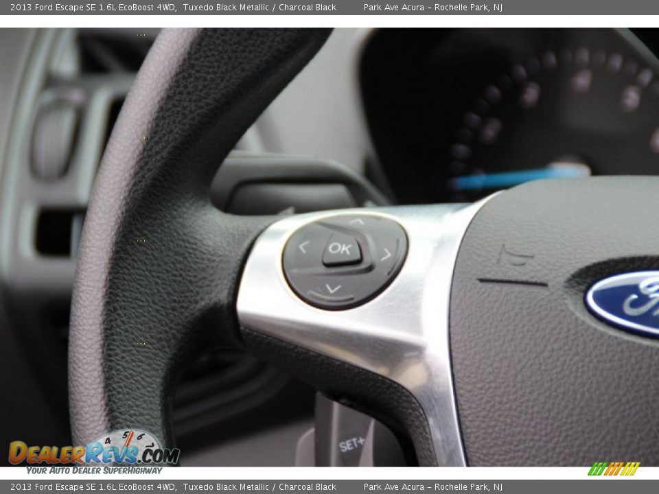 2013 Ford Escape SE 1.6L EcoBoost 4WD Tuxedo Black Metallic / Charcoal Black Photo #17